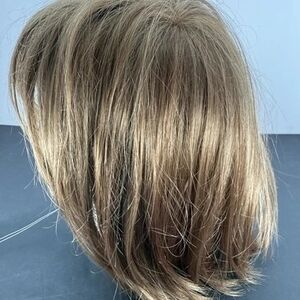 Henry Margu Mariah Hairpiece Wig 2510 Color 27AH Blonde Auburn Synthetic. NWT